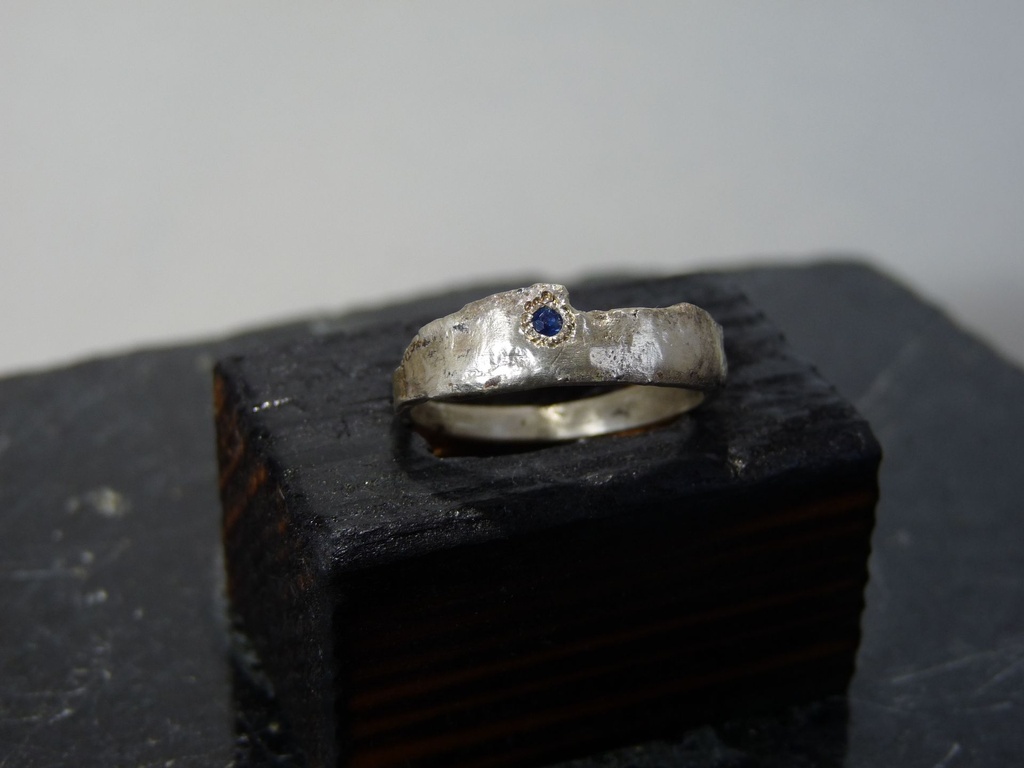 Saphir "blue London"